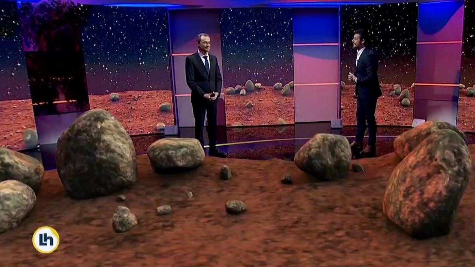 El plató de 'La Hora de la 1' se transforma en Marte