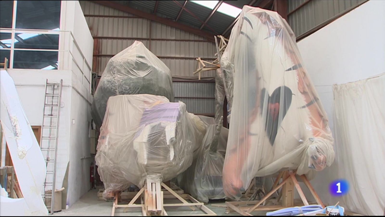 La falla municipal, pendiente del coronavirus - L'informatiu - Comunitat Valenciana | Ver