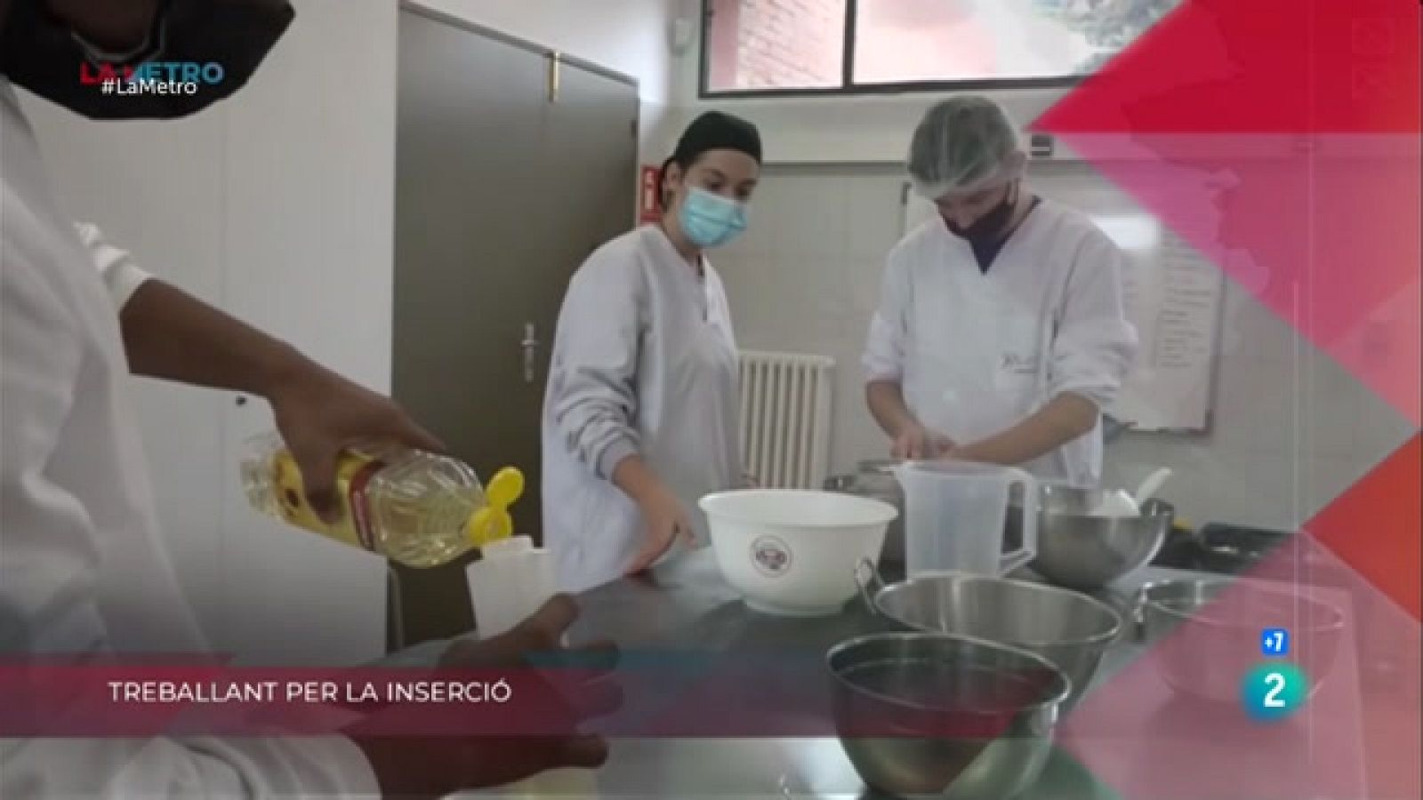 Històries de presó, Treballant per la inserció i Joves repartidors a La Metro