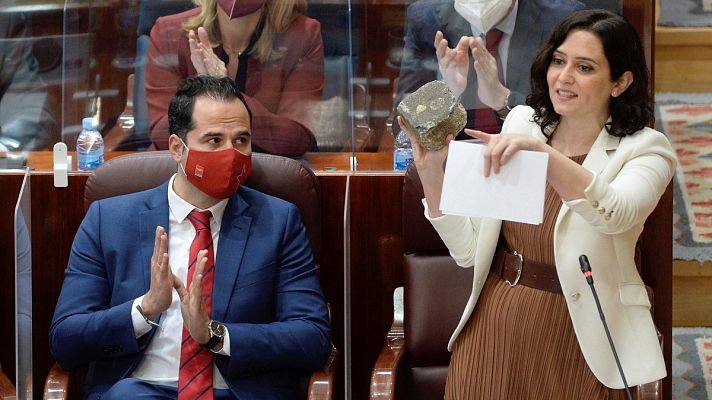 Telediario 1 - Ayuso, sobre Pablo Hasel: "Tiene menos arte que cualquiera de los que estamos aquí con dos cubatas en un karaoke"