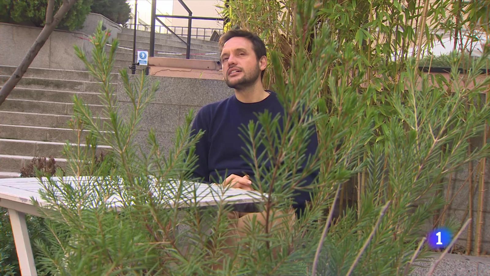 'Entre nosotras', una historia de amor en la madurez, candidata de Francia a los Oscar- RTVE.es | Ver