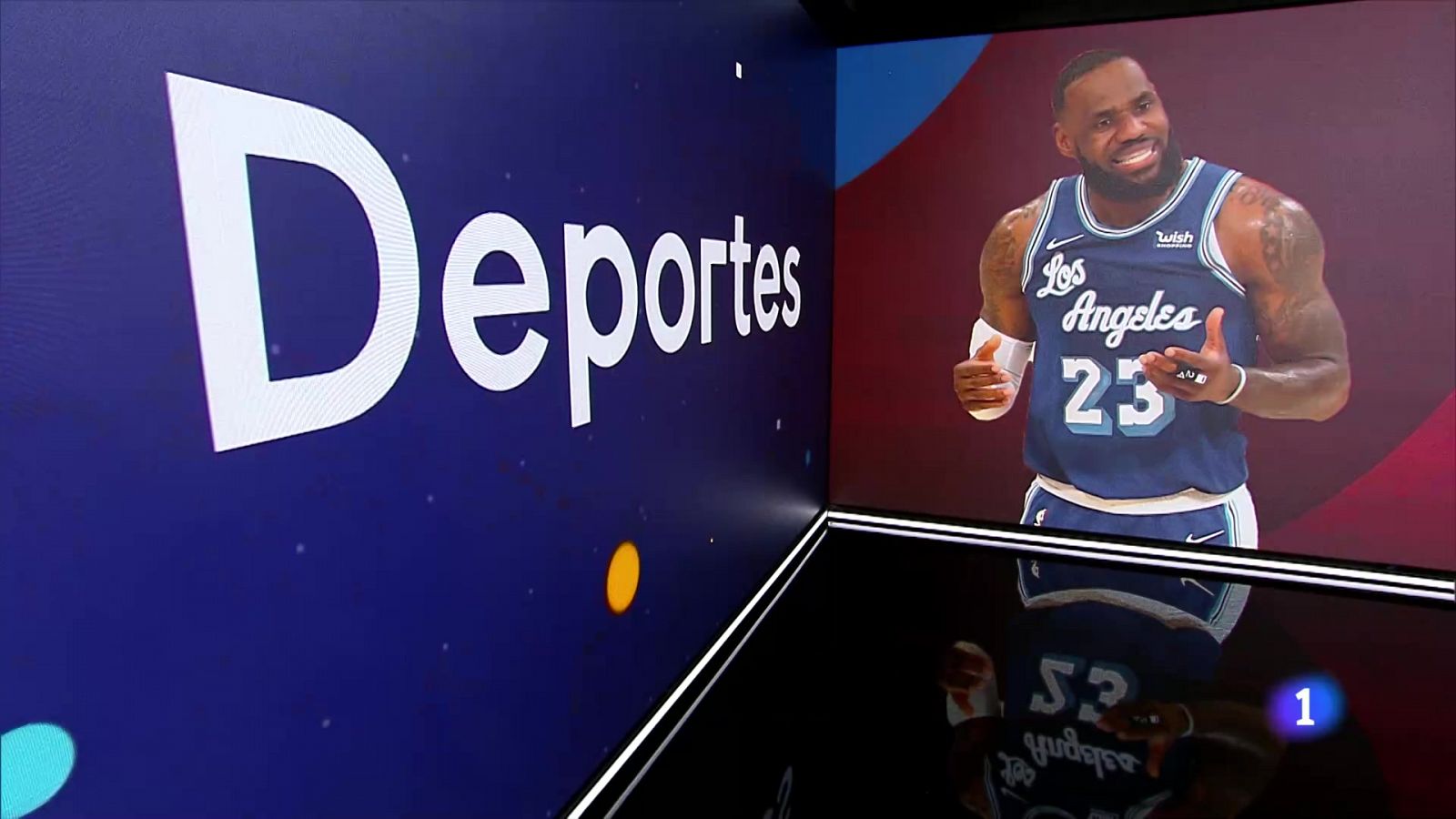 LeBron James supera los 35.000 puntos