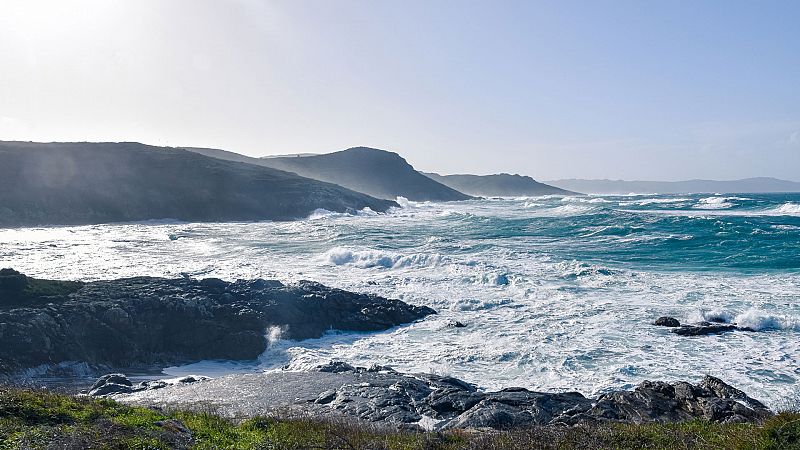 Viento fuerte en el litoral oeste de Galicia y con intervalos en el interior del área cantábrica - Ver ahora