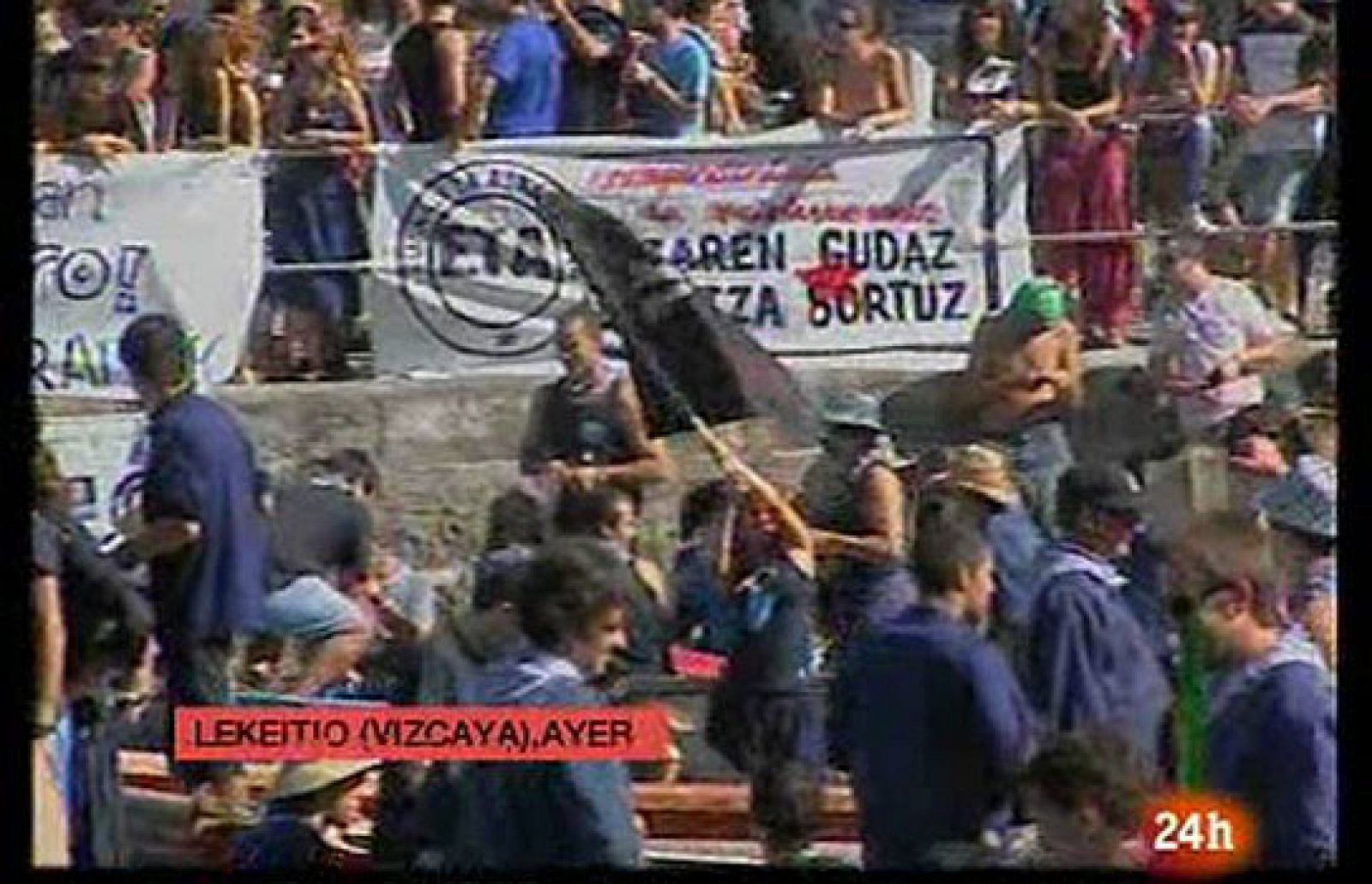 Ocho detenidos en Lekeitio (Vizkaya) en enfrentamientos con la Ertzaintza en las fiestas de la localidad