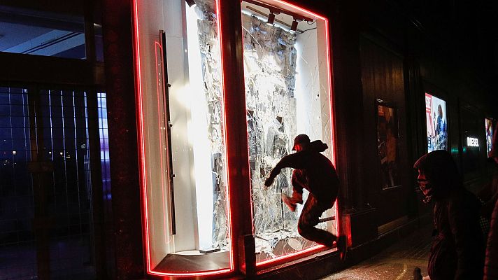 Informativo 24h - Nuevos incidentes en Barcelona en las protestas a favor de Hasel