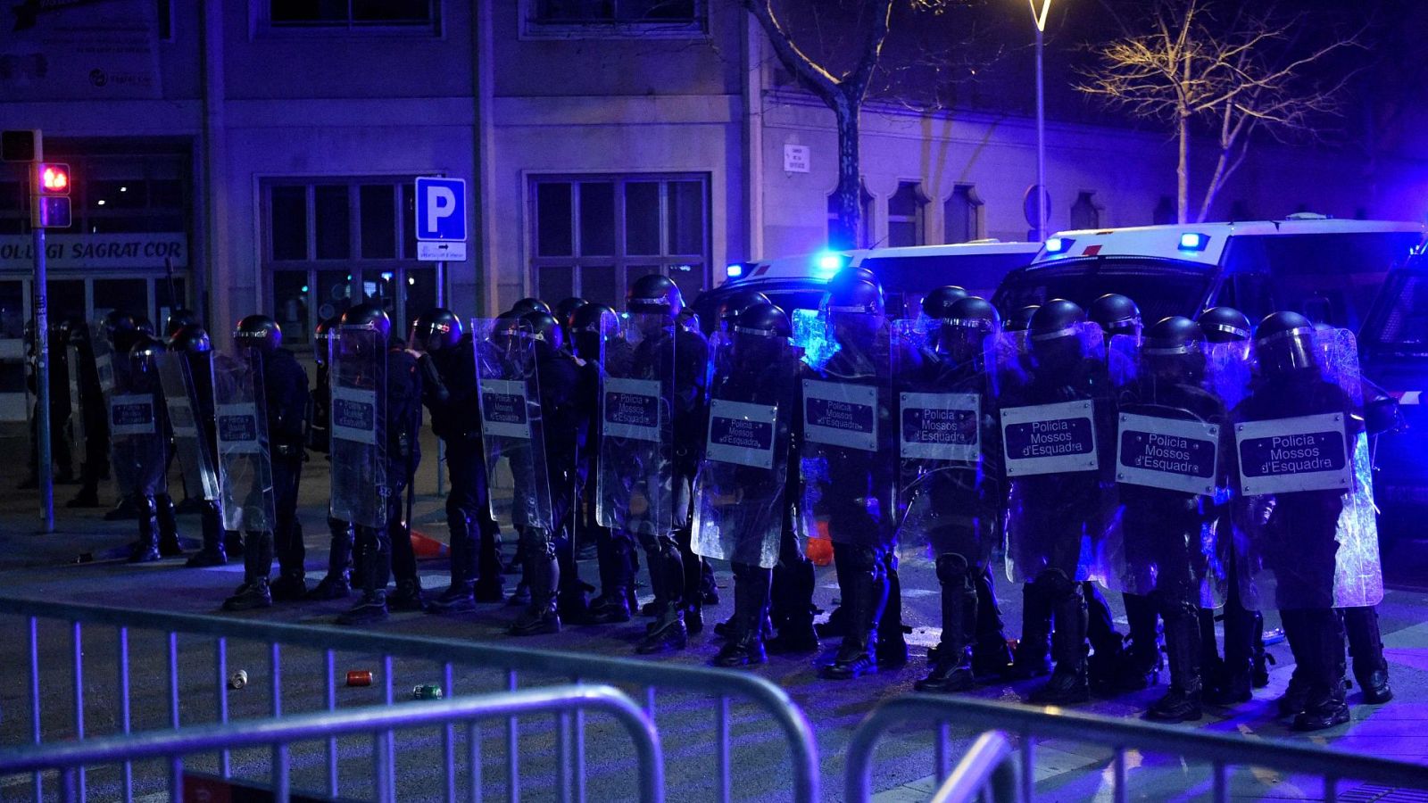 Malestar en los Mossos por las críticas a su intervención en los disturbios