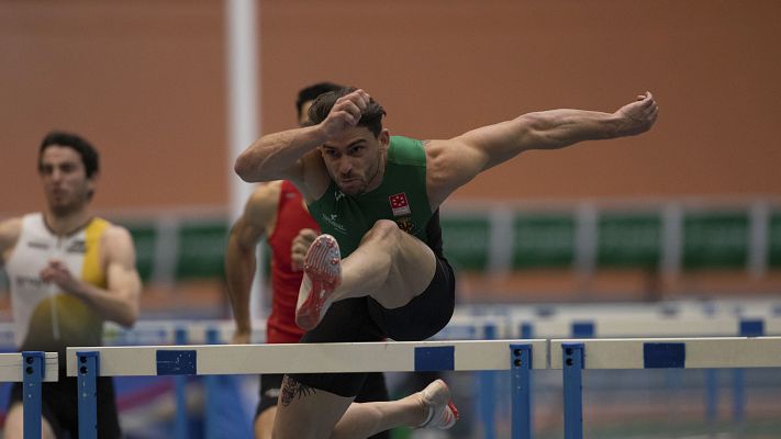 Atletismo - Vicente Docavo, del triple a las vallas