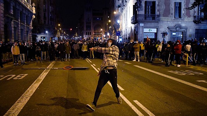 Sexta jornada de movilizaciones en Barcelona contra el encarcelamiento de Pablo Hasel