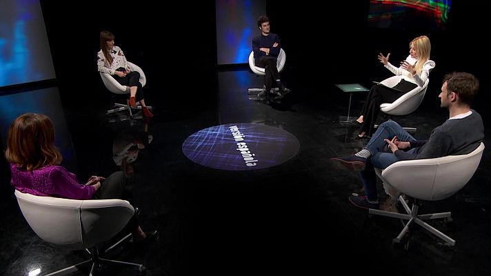 Versión española - Coloquio: Las distancias