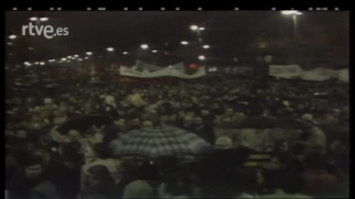 Arxiu TVE Catalunya - Manifestació contra el cop d'estat del 23F el 1981