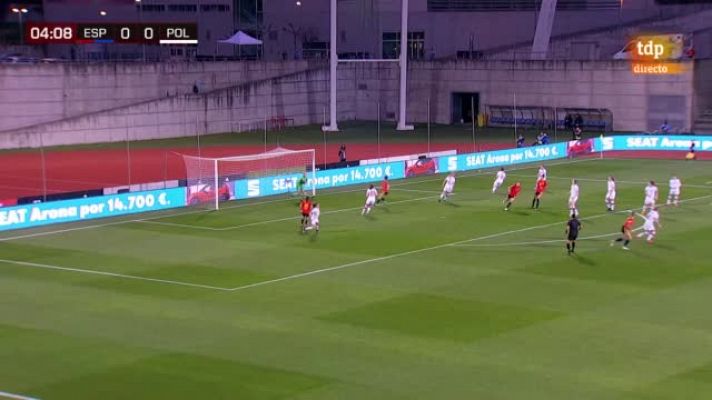 Fútbol - España vence 3-0 a Polonia y termina invicta su camino a la Euro