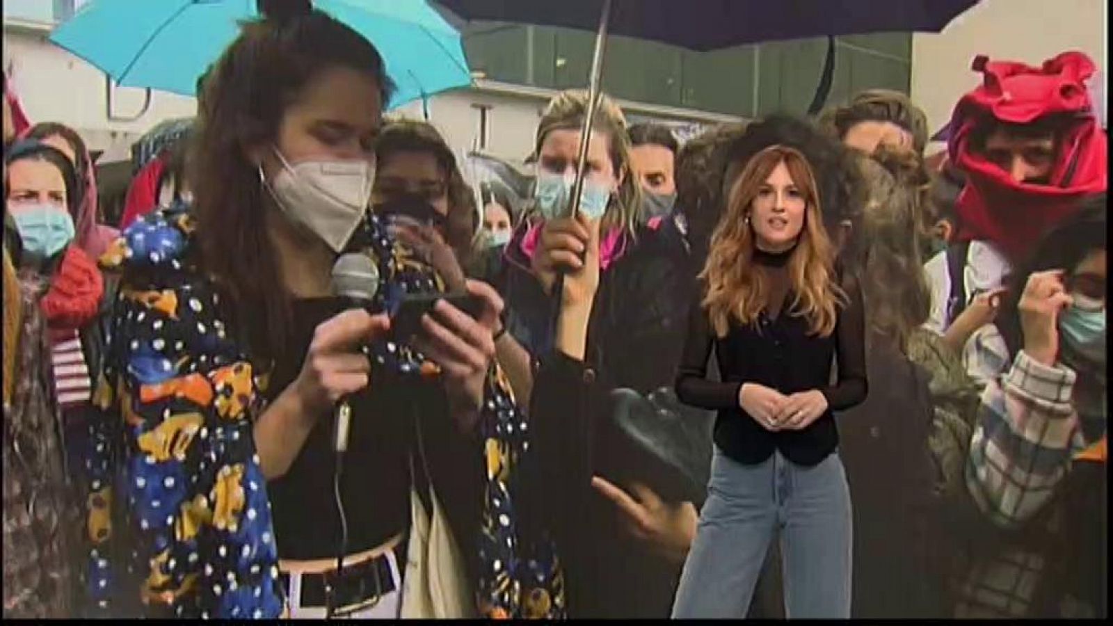 A En Línia parlem dels abusos a l'Institut del Teatre, el formatge i els habitatges intel·ligents