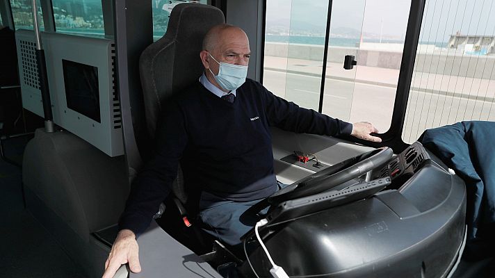 Telediario 1 - El primer autobús eléctrico sin conductor de Europa ya circula por Málaga