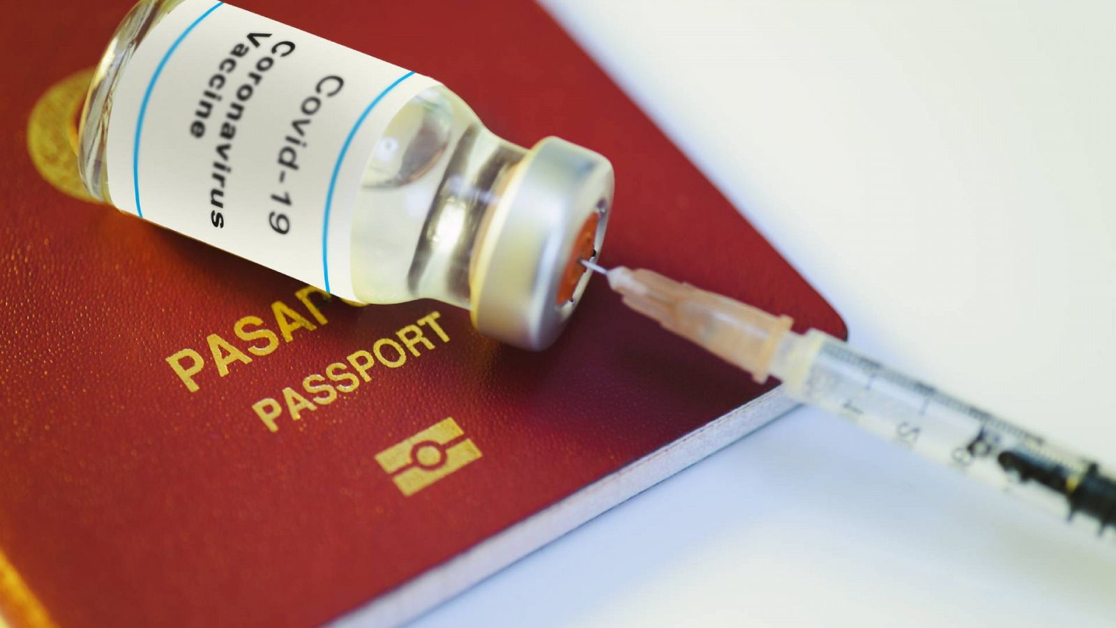 El 'certificado de vacunación' será una realidad en la UE en verano