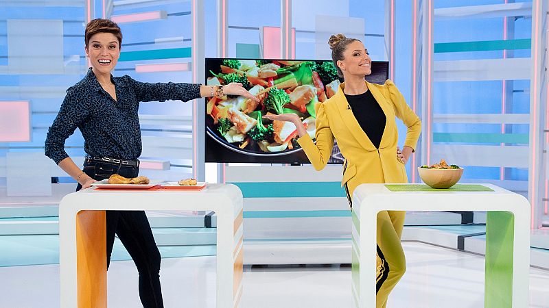 Tallarines de arroz con pollo teriyaki y tarta de la abuela 