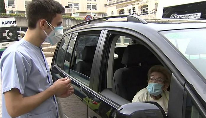 La segunda pandemia de Sabina, una de las centenarias vacunada ya en el País Vasco