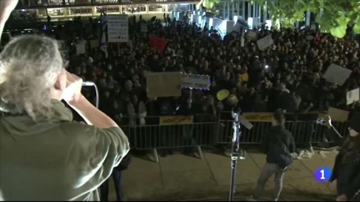 Telediario 1 - Cientos de israelíes se oponen a ser vacunados