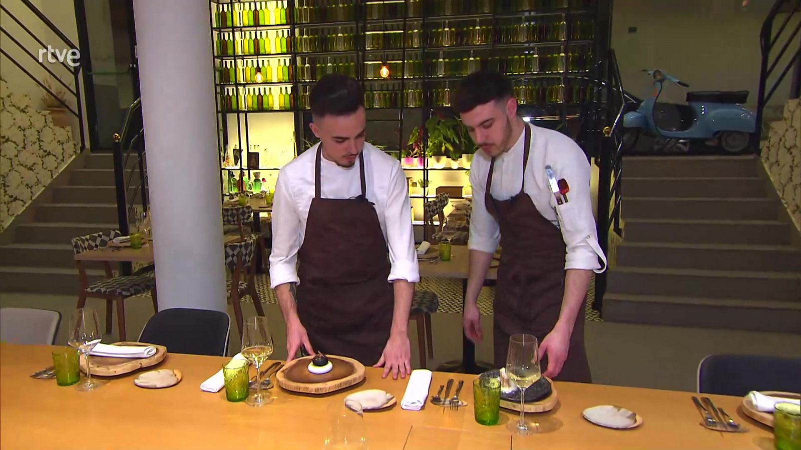 Zoom Tendencias - Por La Mancha, con dos jóvenes chefs muy cañeros