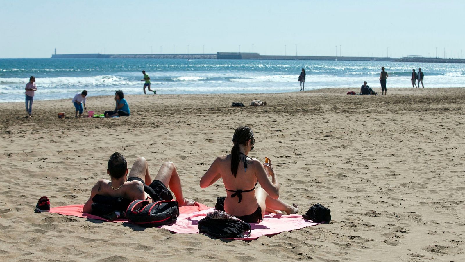 Incertidumbre en el sector turístico a un mes de la Semana Santa