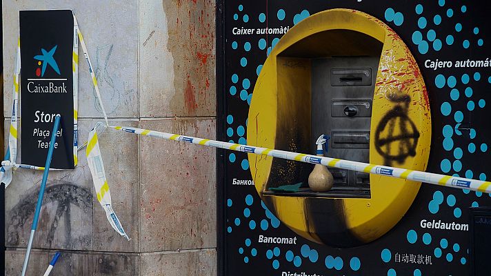 Generalitat y Ayuntamiento analizan la violencia callejera en Barcelona mientras los empresarios claman contra los desórdenes