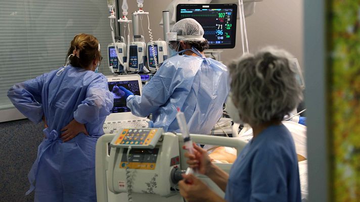 Telediario 1 - Se cumple un año desde los primeros casos COVID confirmados en España