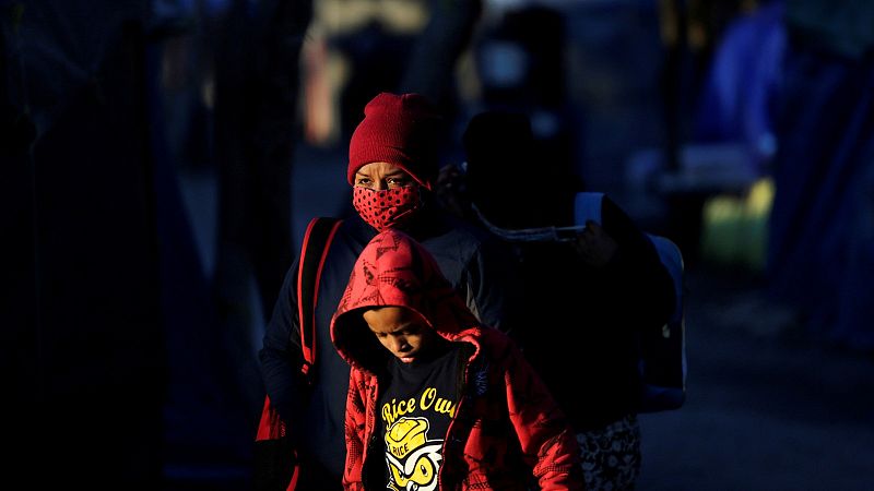 Cerca de 25.000 migrantes esperan su turno en la frontera para poder entrar en Estados Unidos