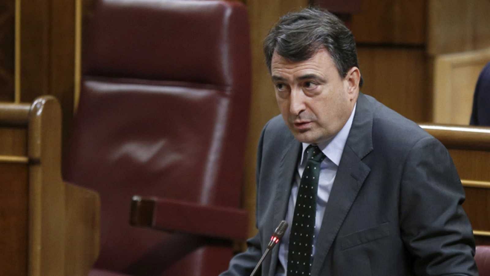 Aitor Esteban (PNV): "Para poder hablar de democracia plena el rey emérito debe explicar de dónde sacó la fortuna" - RTVE.es 