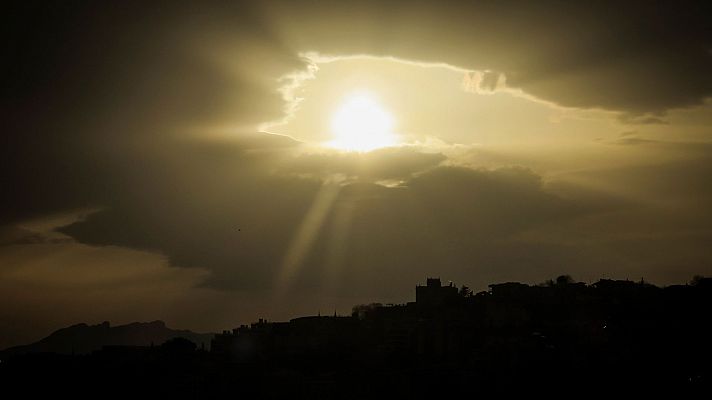 Intervalos de viento fuerte en el litoral de Andalucía oriental