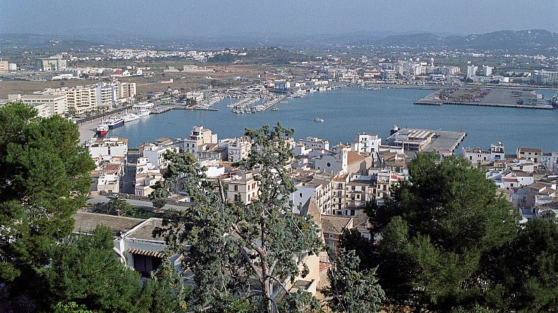 Baleares expropia 56 viviendas para alquiler social