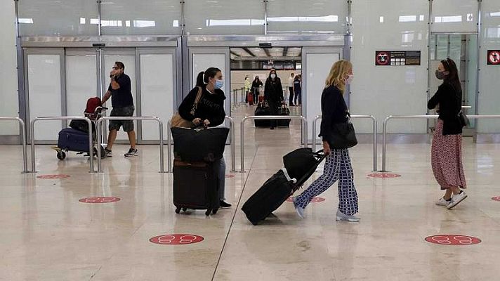 La hora de La 1 - Los expertos manifiestan dudas éticas sobre el pasaporte