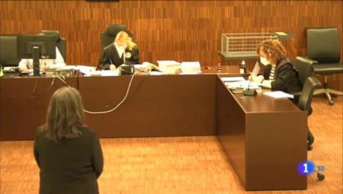 L'Informatiu - Els líders independentistes donen suport als 5 síndics del referèndum