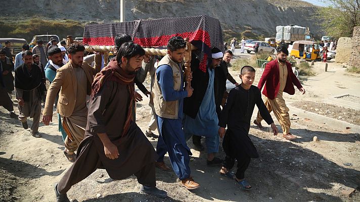 Telediario 1 - Asesinadas tres periodistas en Afganistán, el último capítulo de un conflicto que comenzó hace casi 20 años