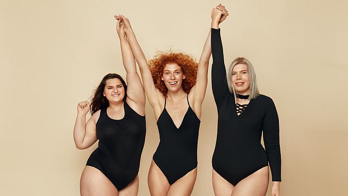 Telediario 1 - El 'body positive' lucha para mostrar lo natural en redes sociales frente a los polémicos filtros