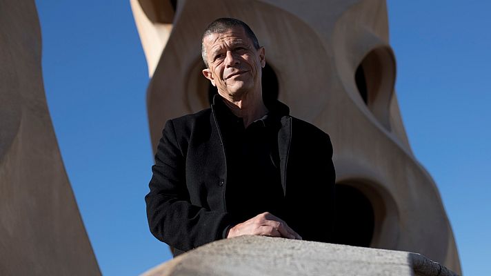 Telediario 1 - Emmanuel Carrère habla de 'Yoga': de la meditación a una profunda depresión personal