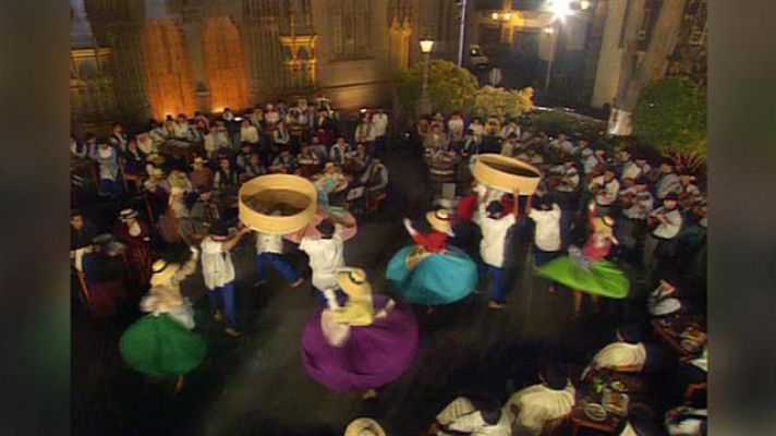 Tenderete - Tenderete - 07/03/2021 con A.F. Los Campesinos, Parranda Cuasquías, Yone Rodríguez y Parranda  de Arucas con solistas en Memorial Nanino año 2002