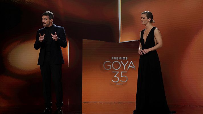 Premios Goya - Antonio Banderas: "Quién nos iba a decir lo que vivimos y sufrimos desde entonces"