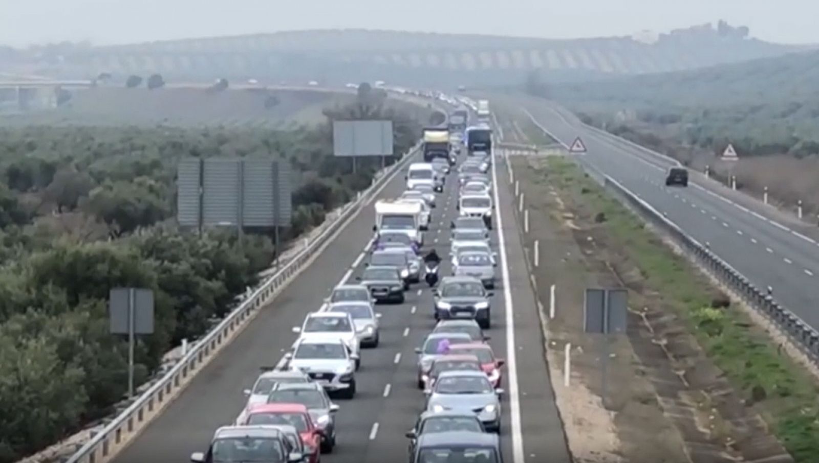 Caravanas en Jaén para protestar contra el "abandono político de la provincia"