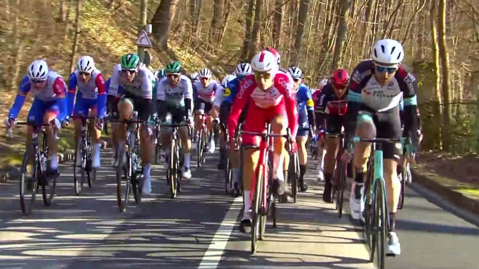 Ciclismo - París - Niza. 1ª etapa: Saint-Cyr-L'Ecole - Saint-Cyr-L'Ecole - ver ahora