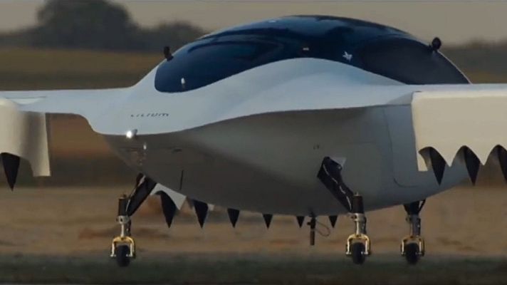 Telediario 1 - Los taxis voladores serán una realidad en 2022