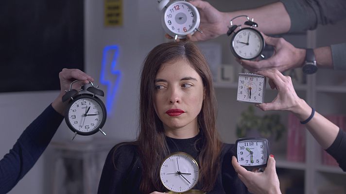 Luna Miguel y el "tiempo" de las mujeres