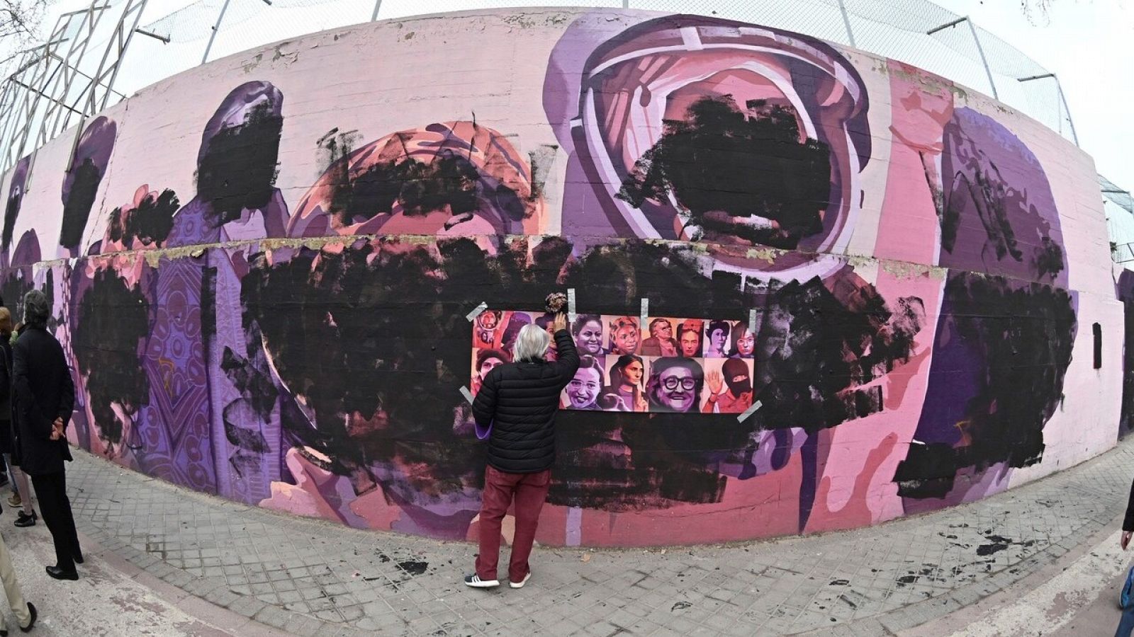 Aparece vandalizado el mural feminista de Madrid
