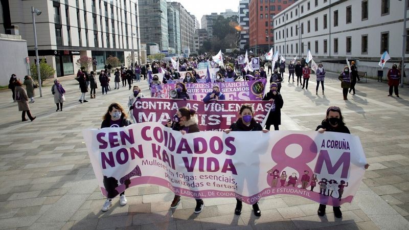 Las mujeres se movilizan en toda España en un 8M marcado por la pandemia | Ver