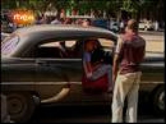 Más taxis particulares en Cuba