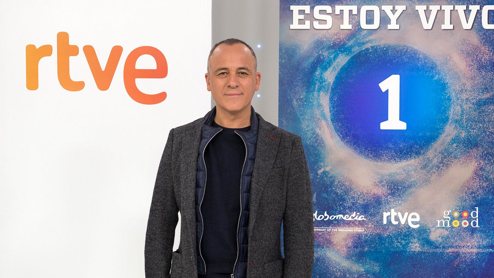 Estoy vivo - Javier Gutiérrez: "Cada capítulo es una aventura"