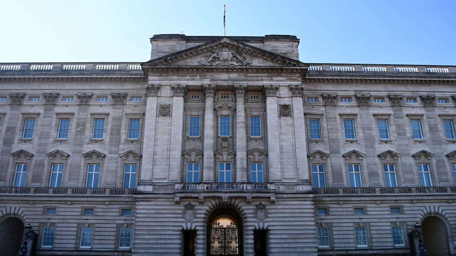 El Palacio de Buckingham, presionado ante las acusaciones de racismo