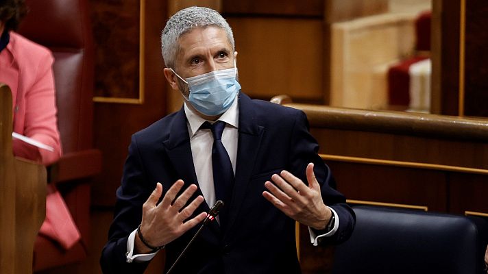 Informativo 24h - Vox tilda a Marlaska de "miserable" y el ministro le recuerda cuando abogaba por negociar con ETA