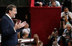 Rajoy: "No hay subida capaz de tapar el agujero"