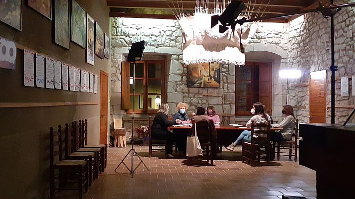 Crónicas - Ellas ahora