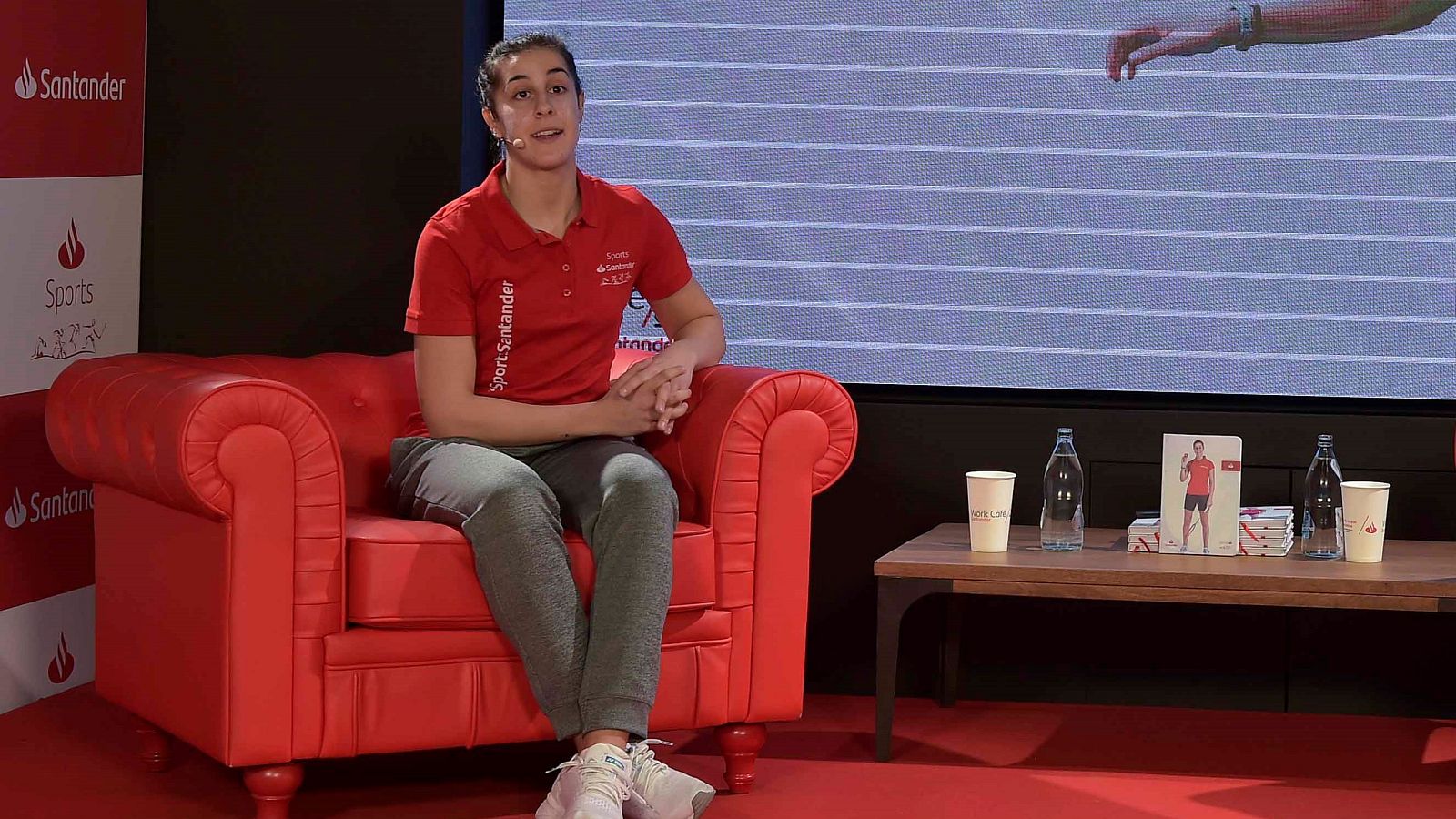 Carolina Marín rebaja la euforia y sigue centrada en los Juegos | Ver