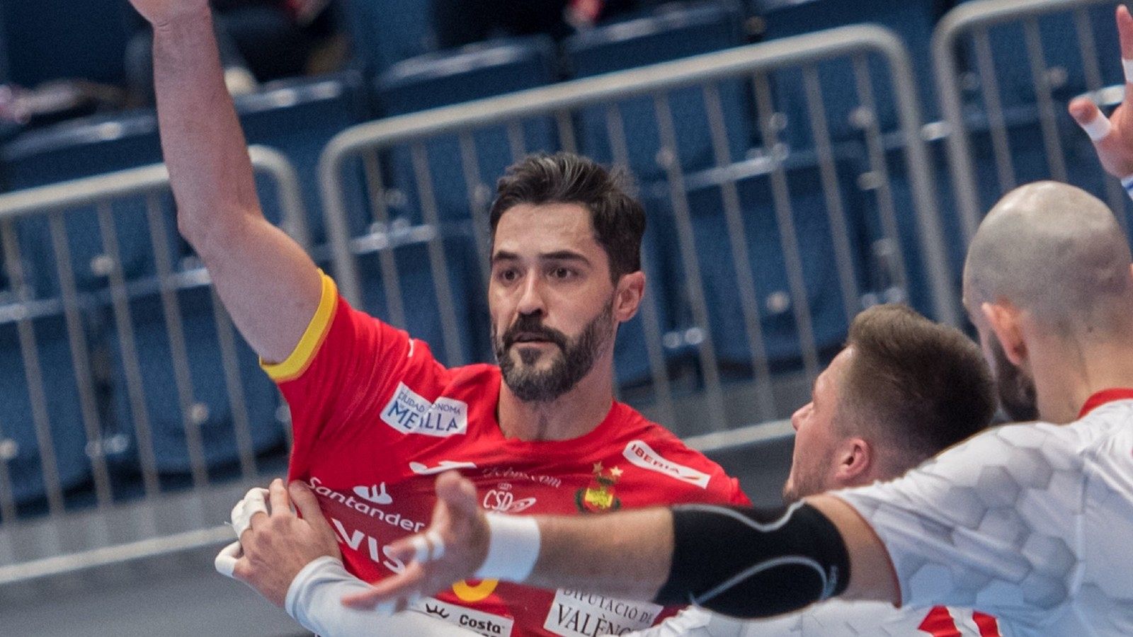 Raúl Entrerríos hace historia con España e iguala a Barrufet | Ver